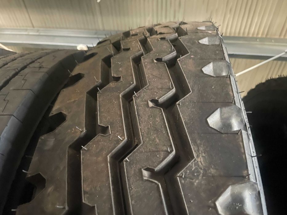 11r22.5 cauciuc nou de directie anveloep cu TVA