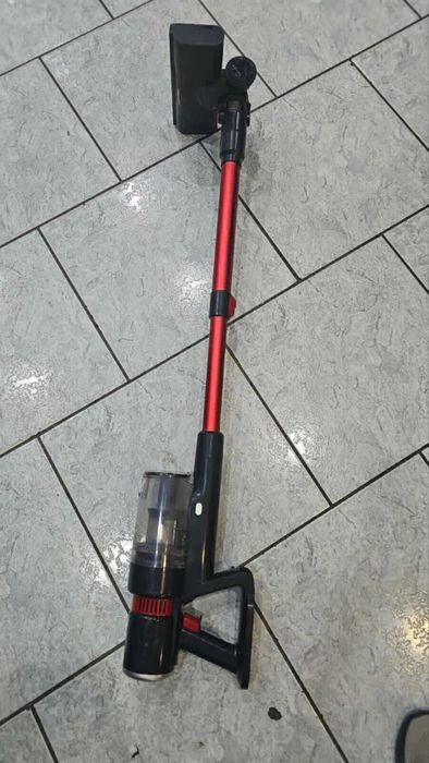 Безжична ръчна прахосмукачка тип „стик“ – V Group KB-703B/ПРОМОЦИЯ