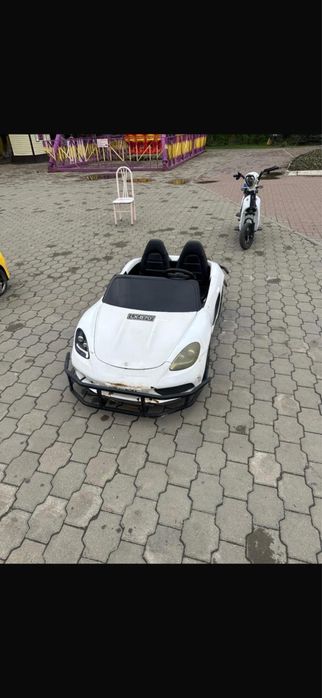 Детский электромобиль