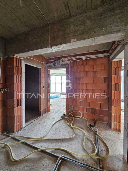 Продава се Тристаен апартамент в Пловдив, Беломорски - 125 кв.м за 1550 €/кв.м - Снимка #2