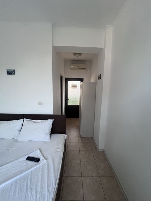 Închiriez cameră mobilată – utilități incluse – Constanța