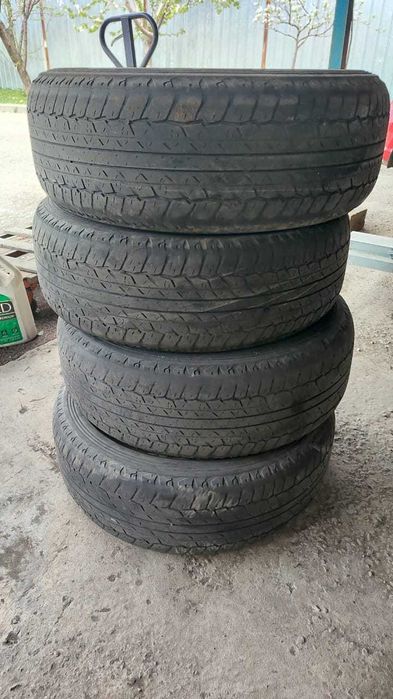 шины 265/ 65/17 бу