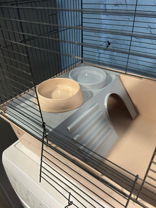 Продам клетку большую