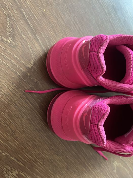 маратонки Nike air max