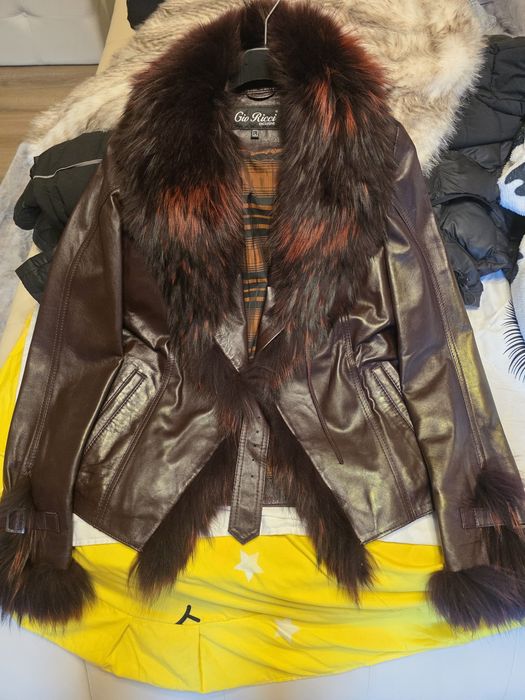 Greaca vișinie din piele 100% cu blana naturala