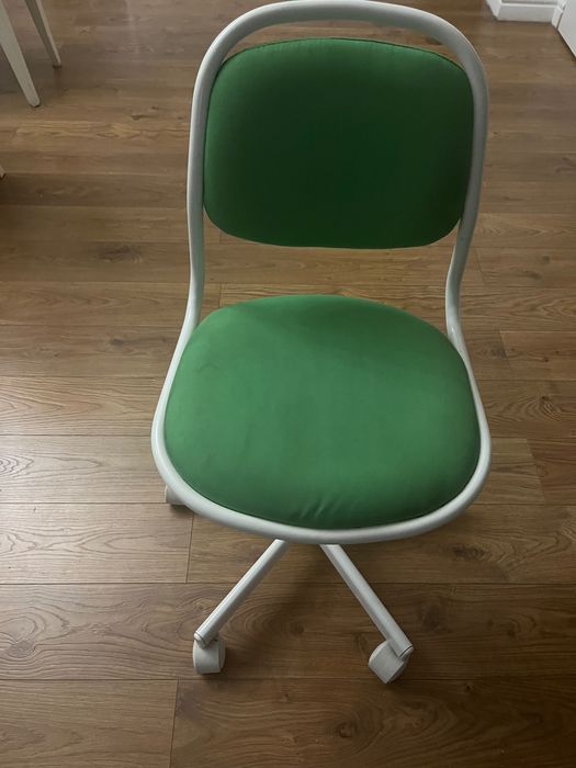 Vând scaun de birou ikea