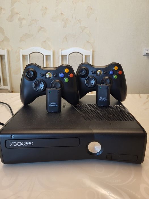 Продам Xbox 360 slim