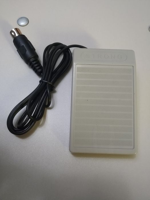 Педаль от машинки для маникюра STRONG.