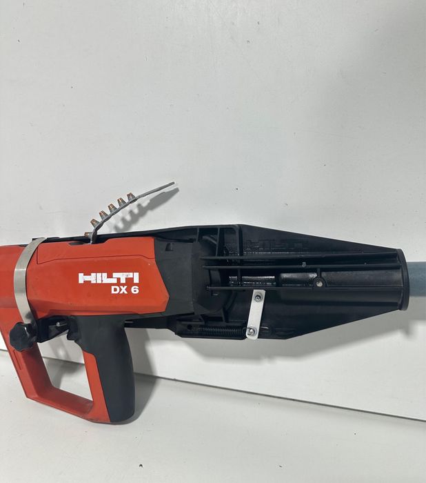 Pistol batut cuie beton Hilti DX 6