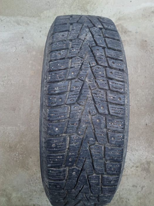 Комплект зимней резины Roadstoun