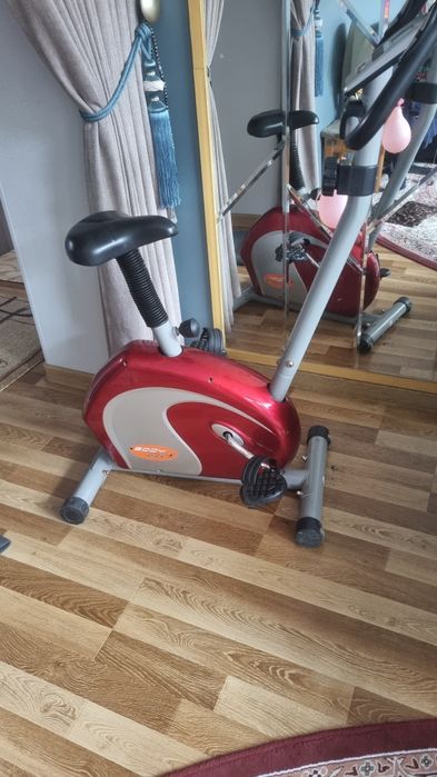 Продаются велотренажёр в хорошем состоянии работает отлично адрес алма