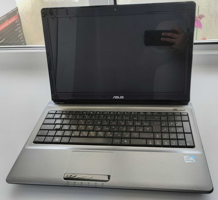 Нерабочий ноутбук Asus A52F