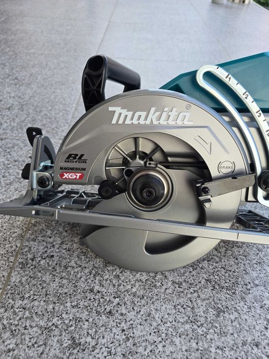 Makita circular