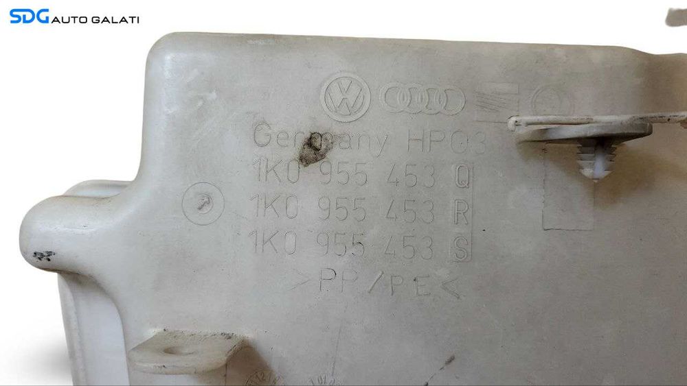 Vas Lichid Parbriz Stropgel Volkswagen EOS 1.6 Benzina 2006 - 2011 Cod 1K0955453Q, 1K0955453R, 1K0955453S [A0158]