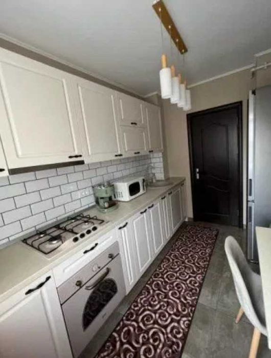 Дава се под наем Двустаен апартамент в Пловдив, Мараша - 60 кв.м за 214.2 € - Снимка #1