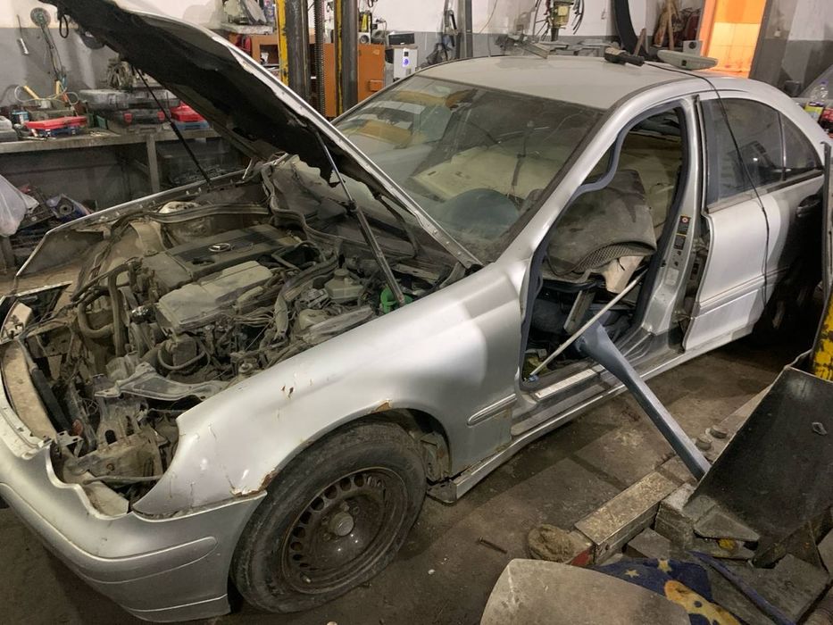 Мерседес на разбор