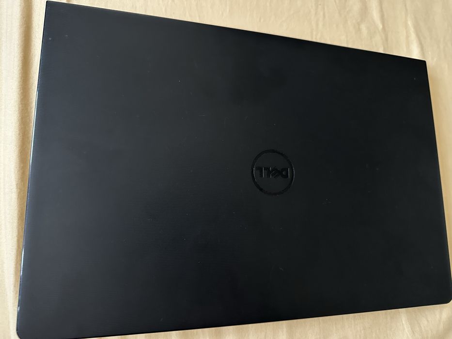 Dell Vostro 3559