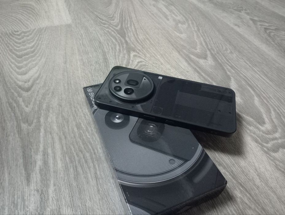 Продам nothing phone 3 a pro