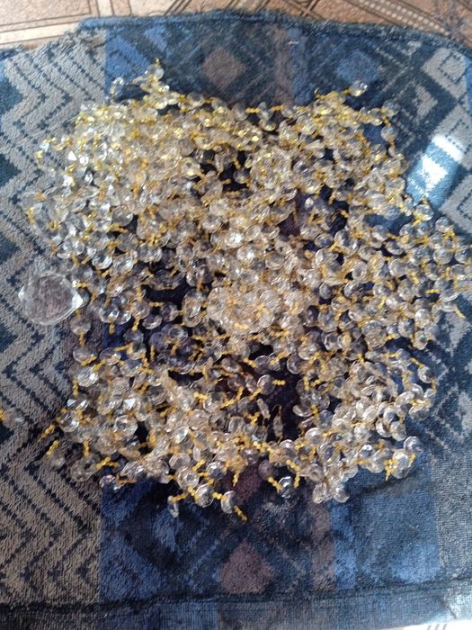 Люстры  и светильники