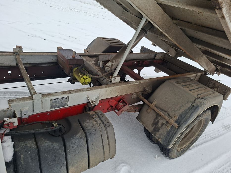 Camioneta basculabila iveco daily