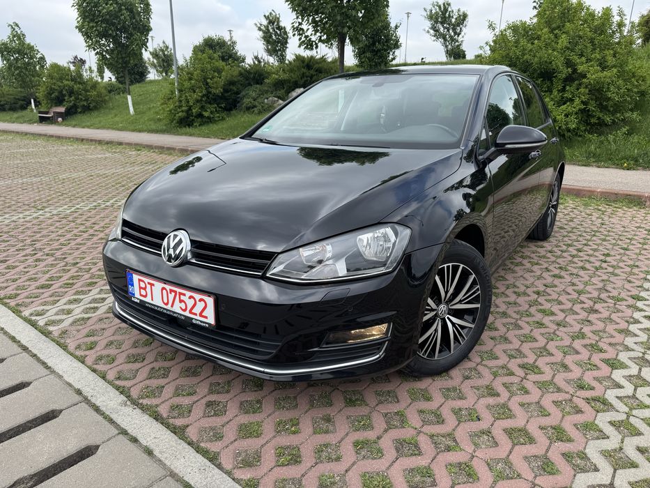 VOLKSWAGEN Golf 2017