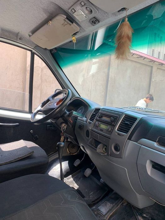 Gazel biznes gruzavoy