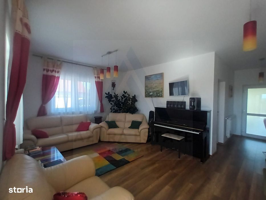 Casa individuala 5 camere 150 mp utili si teren 460 mp in Cristian