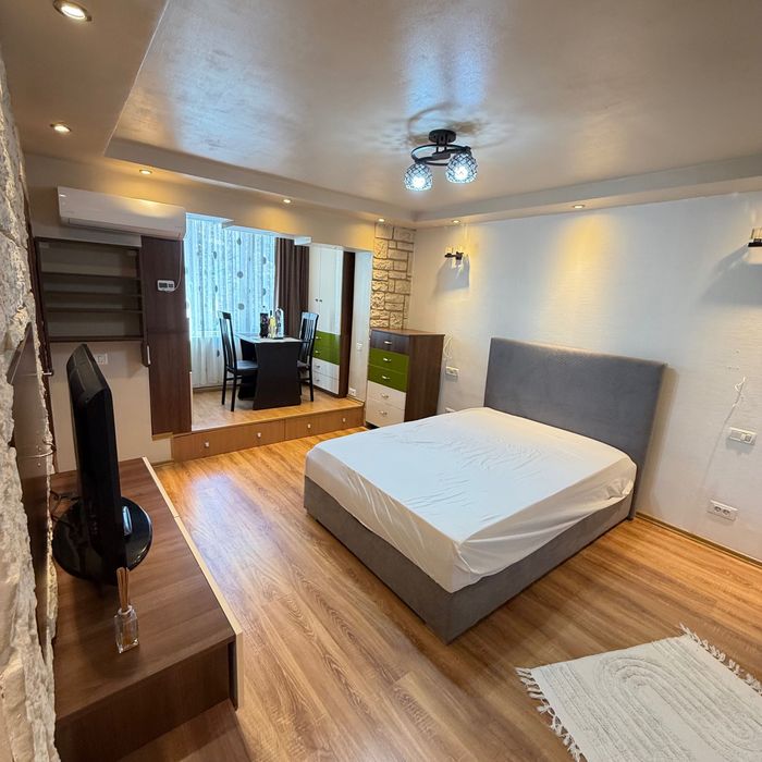 Vând apartament cu o cameră