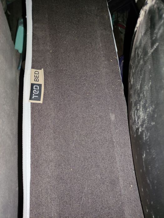 Продавам юношеско легло