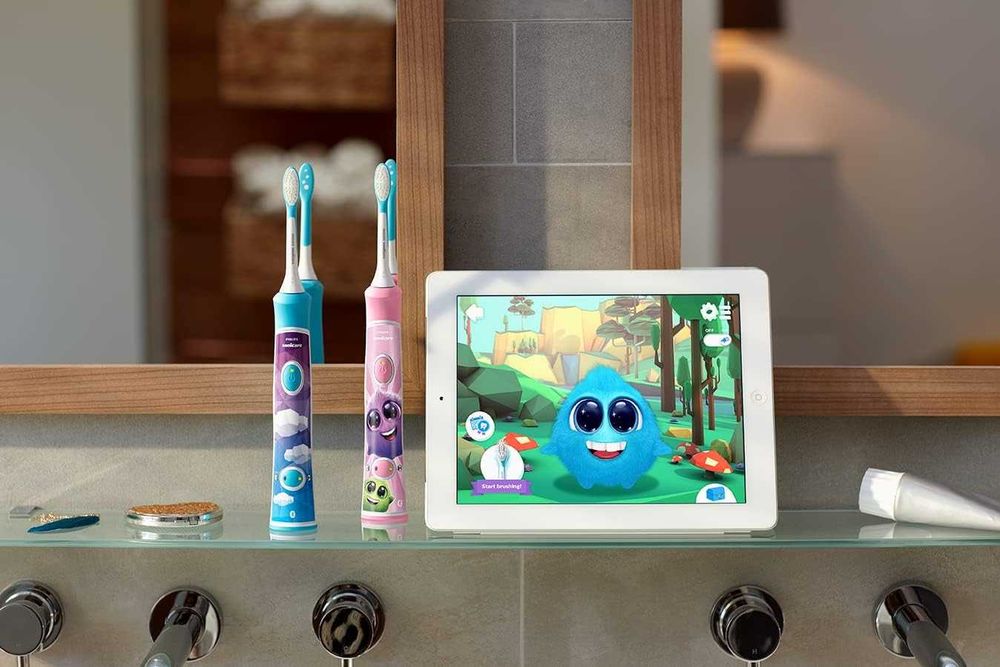 Детска електрическа четка за зъби Philips Sonicare for Kids 3+ Bluetooth HX6351/41 Pink