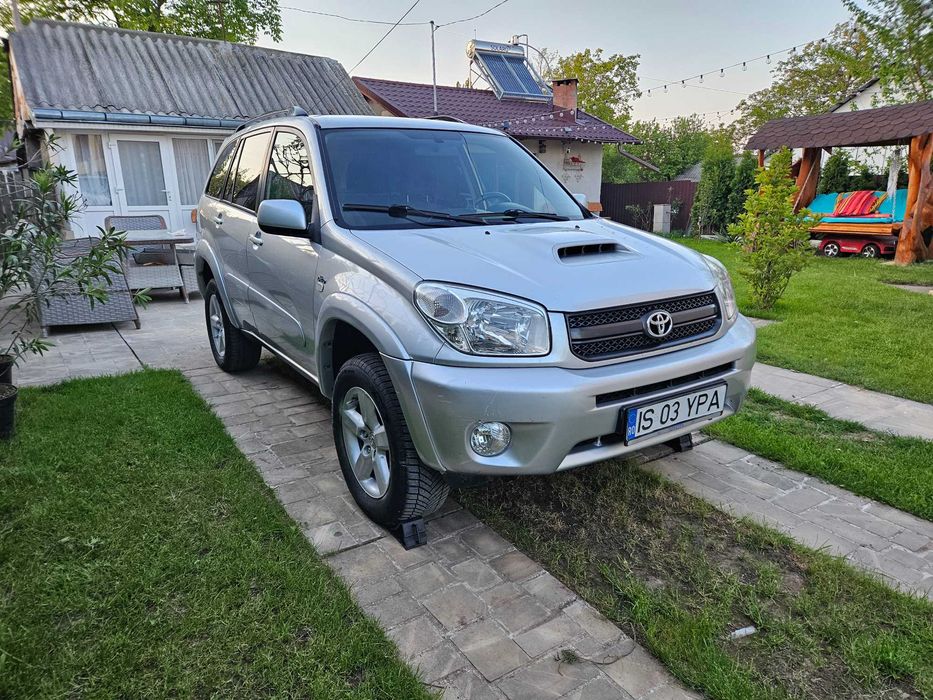 Toyota RAV4 2005 diesel 116 cp