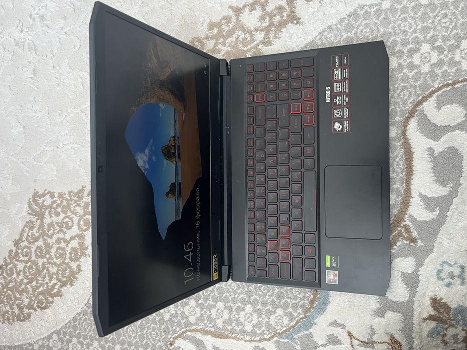 Продам ноутбук игровой