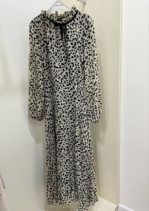 Женское платье с леопардовым принтом турецкого бренда LA JULYET