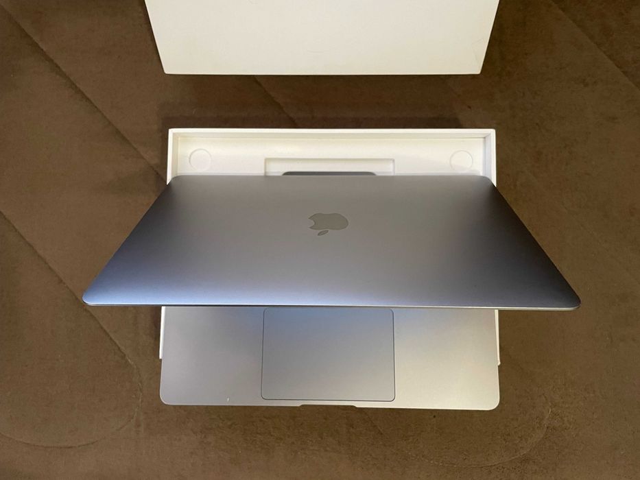 CTO 13" M1 MacBook Air a2337(2020 г.) - M1/16GB RAM/512GB SSD