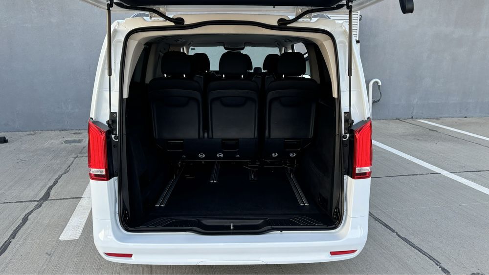 Mercedes-Benz Vito 2022 2.0 Model Extra-Lung 8+1 Locuri Cutie Automata 9G-Tronic Full LED Euro 6