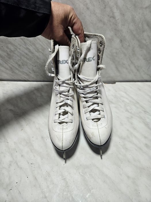 Patine 1522 gheata patinaj artistic   marime 37 (25   cm)