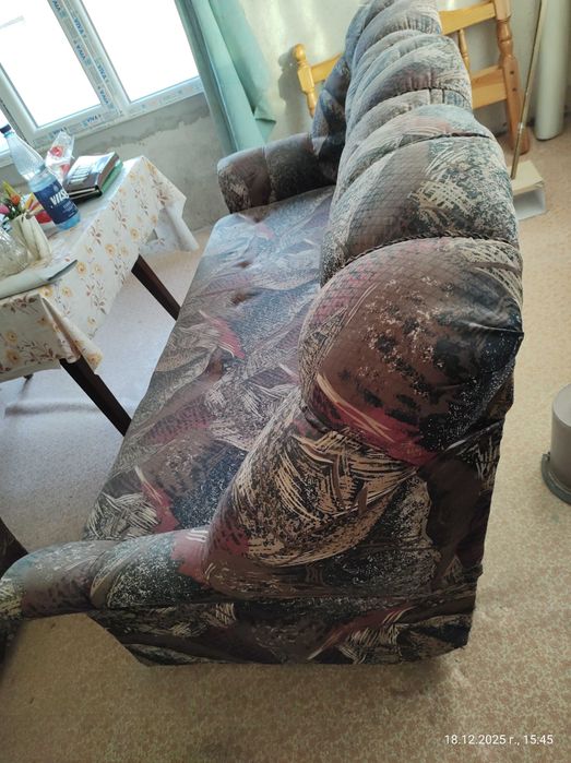 Продавам холна гарнитура