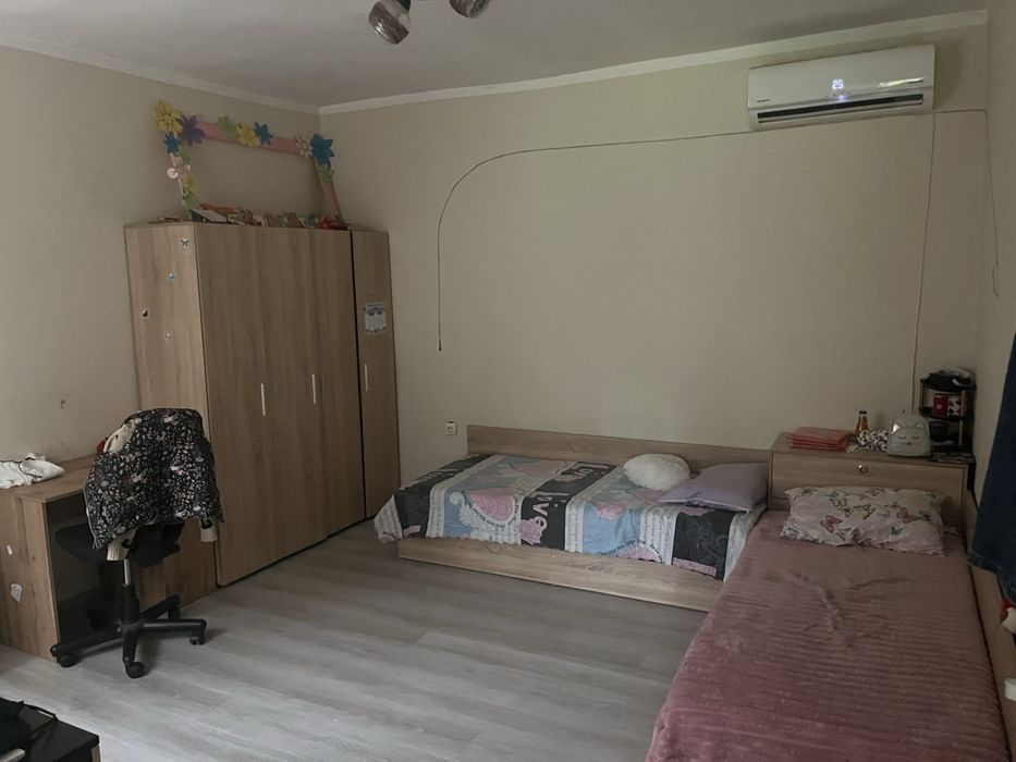 Къща в село Торос