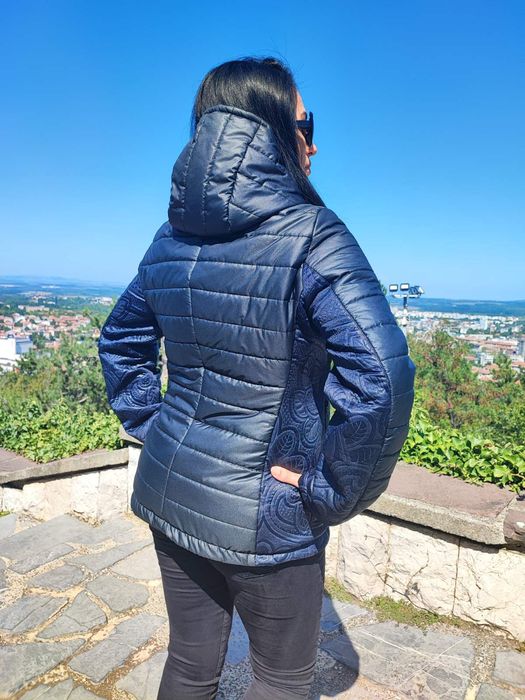 Разпродажба на дамски якета с вата