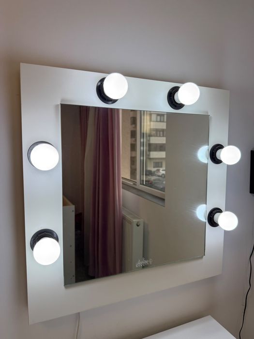 Oglinda make-up 6 becuri