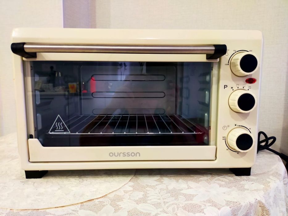 Продам новую духовку