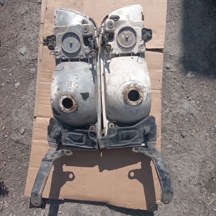 Фары на таета превия