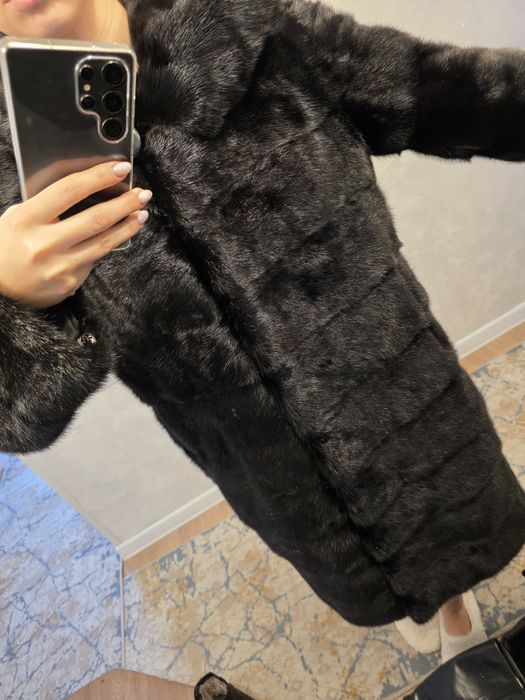 Продам шубу норковую