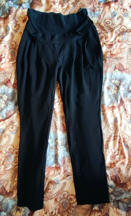 Вещи для беременных и кормящих