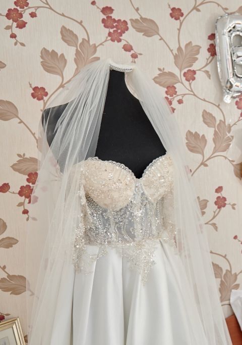 Rochie mireasa marimea M