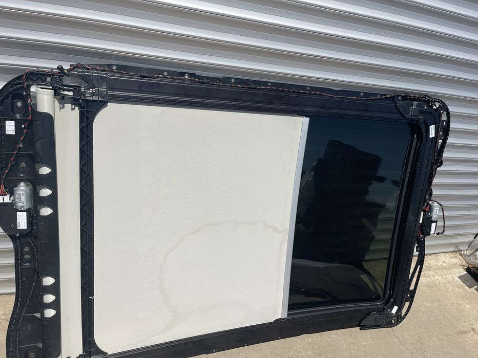 Trapă panoramic vw touareg 7P 2017