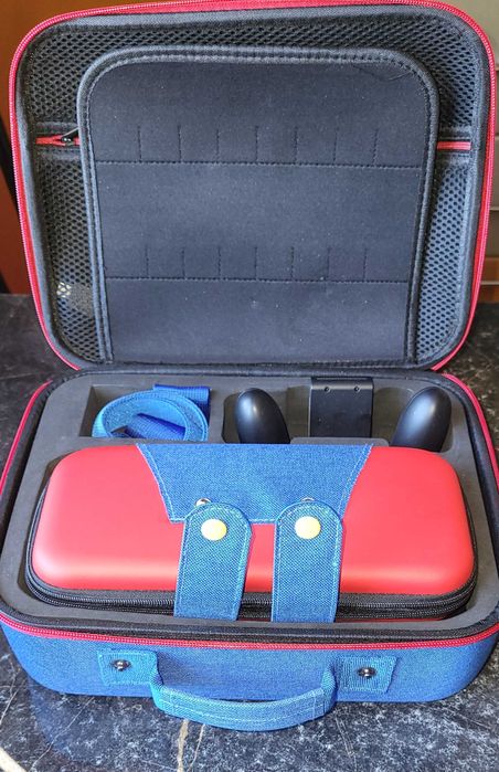 Игровая приставка Nintendo Switch с играми