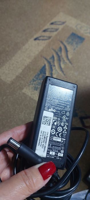 Продам адаптер для ноутбука