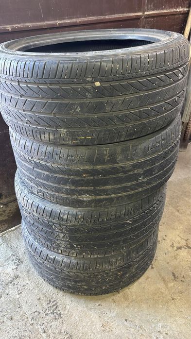 Продам резины 275/50/21