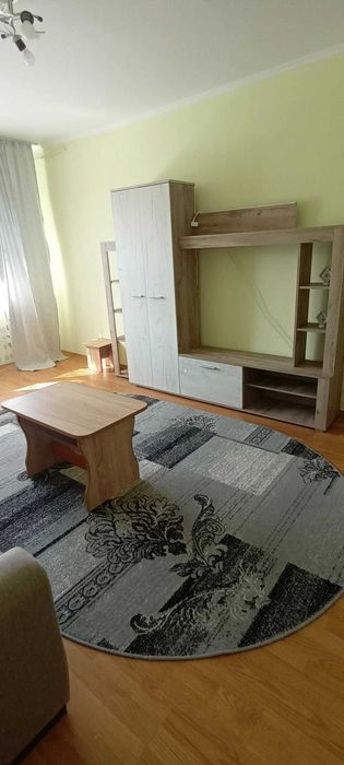Apartament de inchiriat